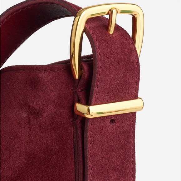 NWT The Essential Medium Bucket Tote - Merlot - Picture 2 of 9